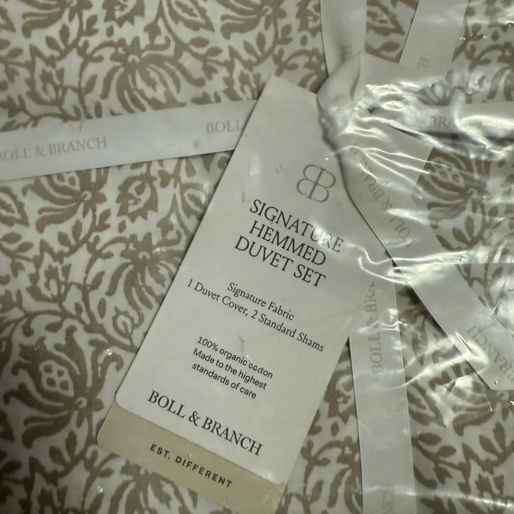 Boll & Branch Signature Hemmed Duvet Cover Set Cotton Bloom White Beige Oak